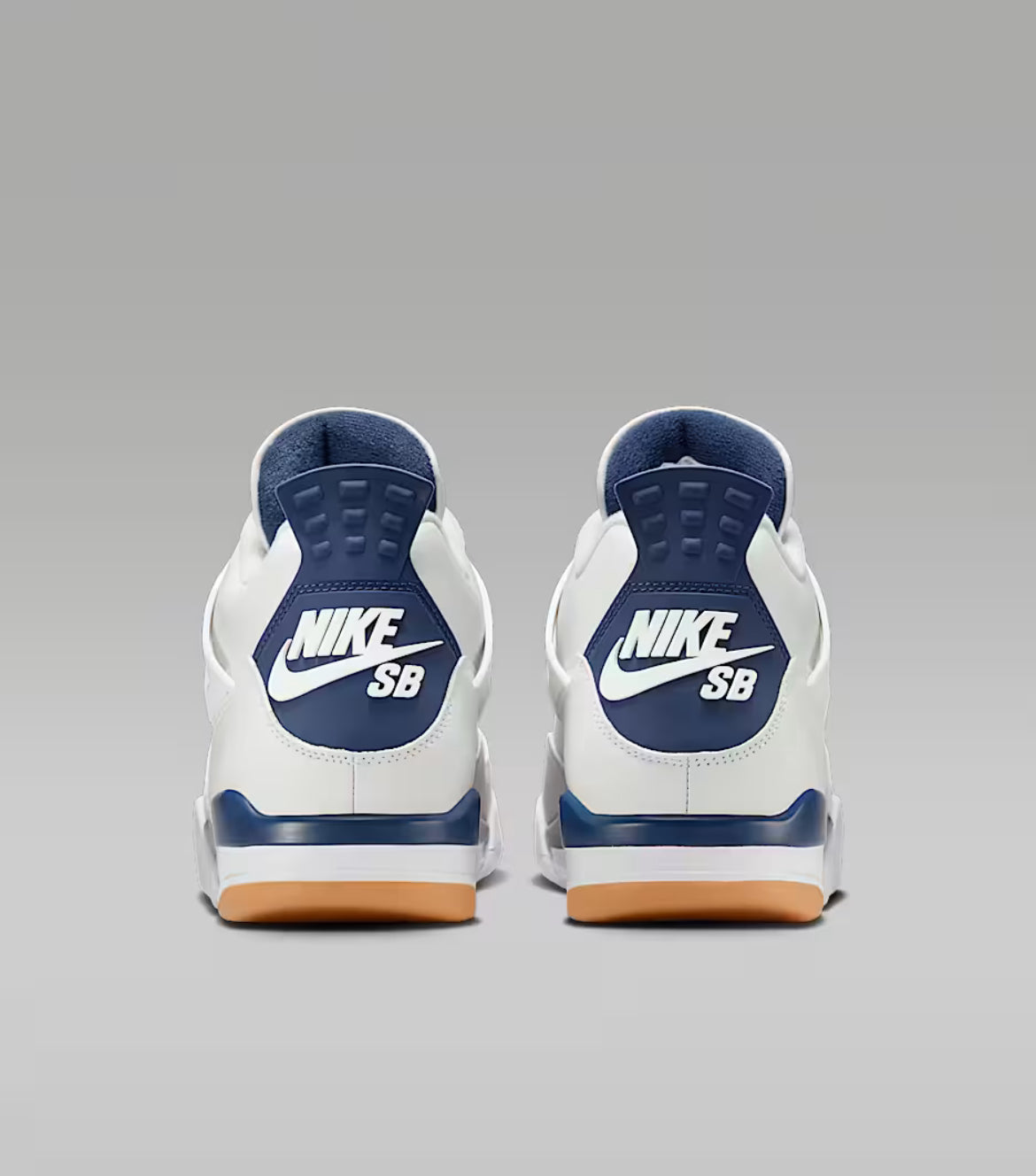 Nike SB x Air Jordan 4 Retro