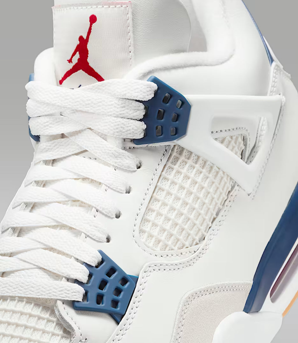 Nike SB x Air Jordan 4 Retro