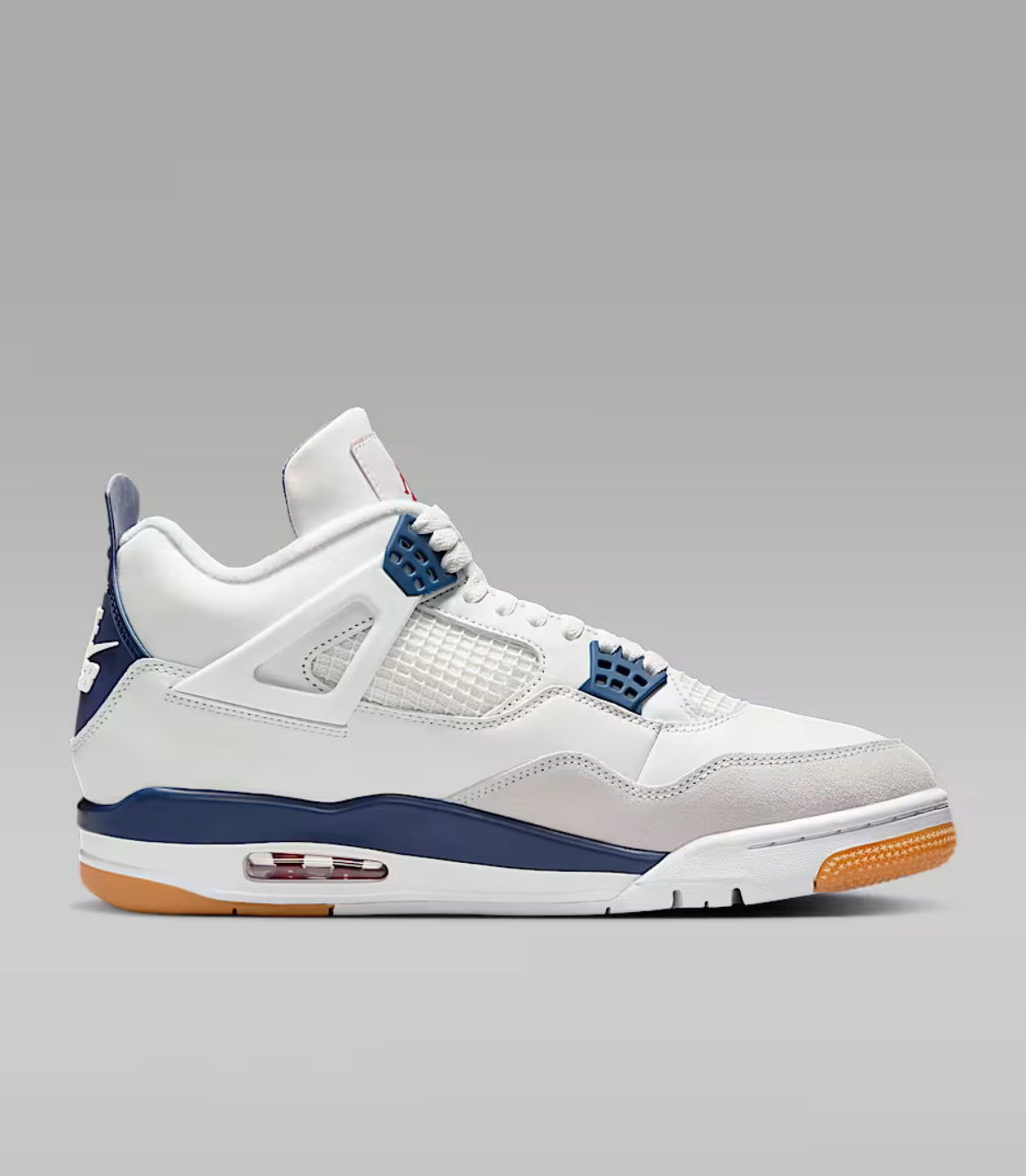 Nike SB x Air Jordan 4 Retro