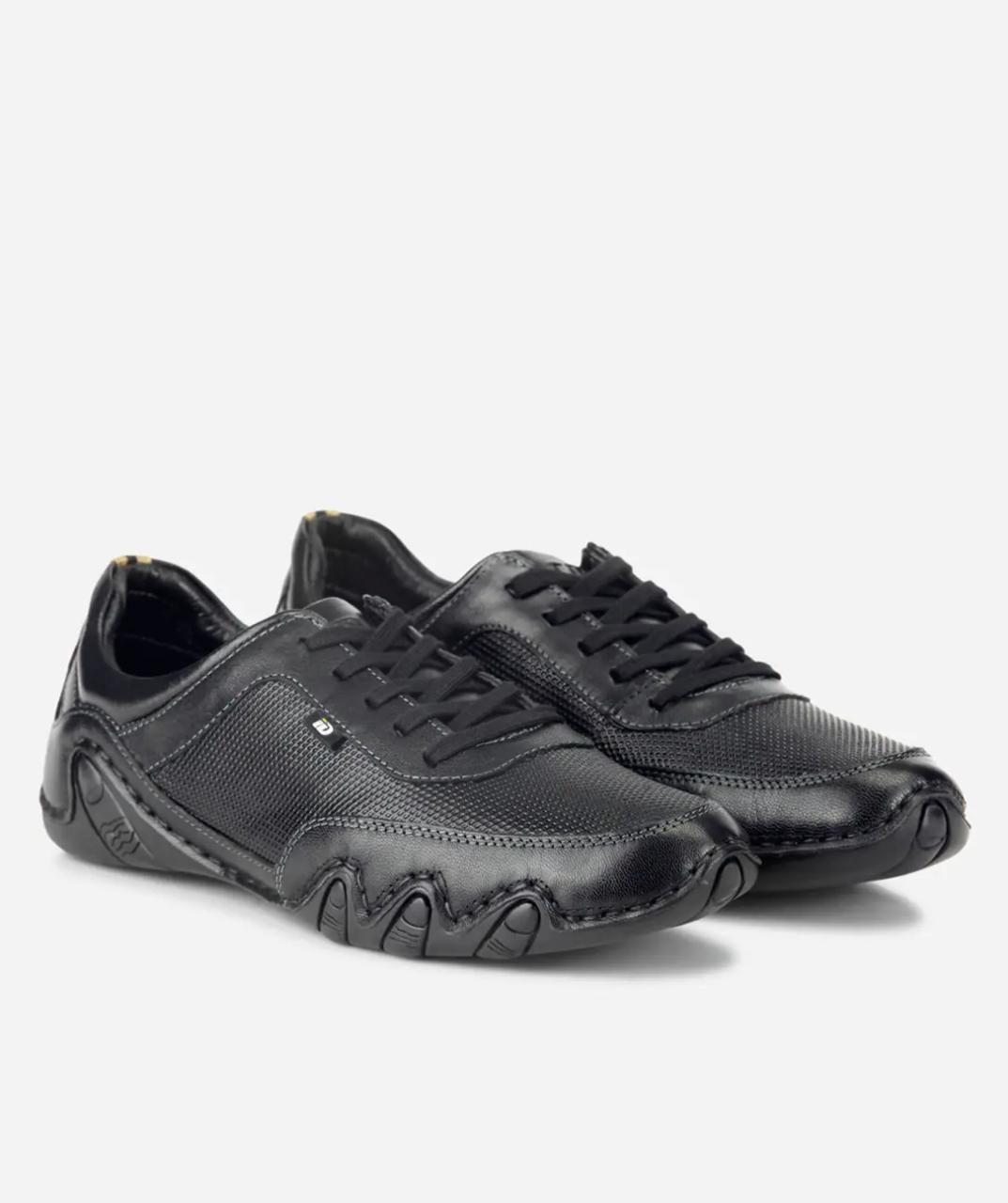 iD GENUINE LEATHER LACE-UP FLAT SHOES